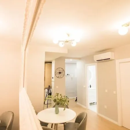 Apartment Luxury & Cosy Center-wifi Malaga